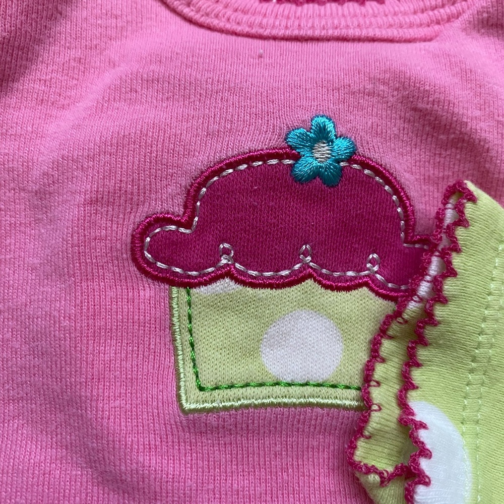 Three pack onesies - BUNDLE ME! - Picture 3 of 3